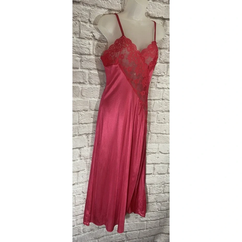 Shannon Lee vintage pink